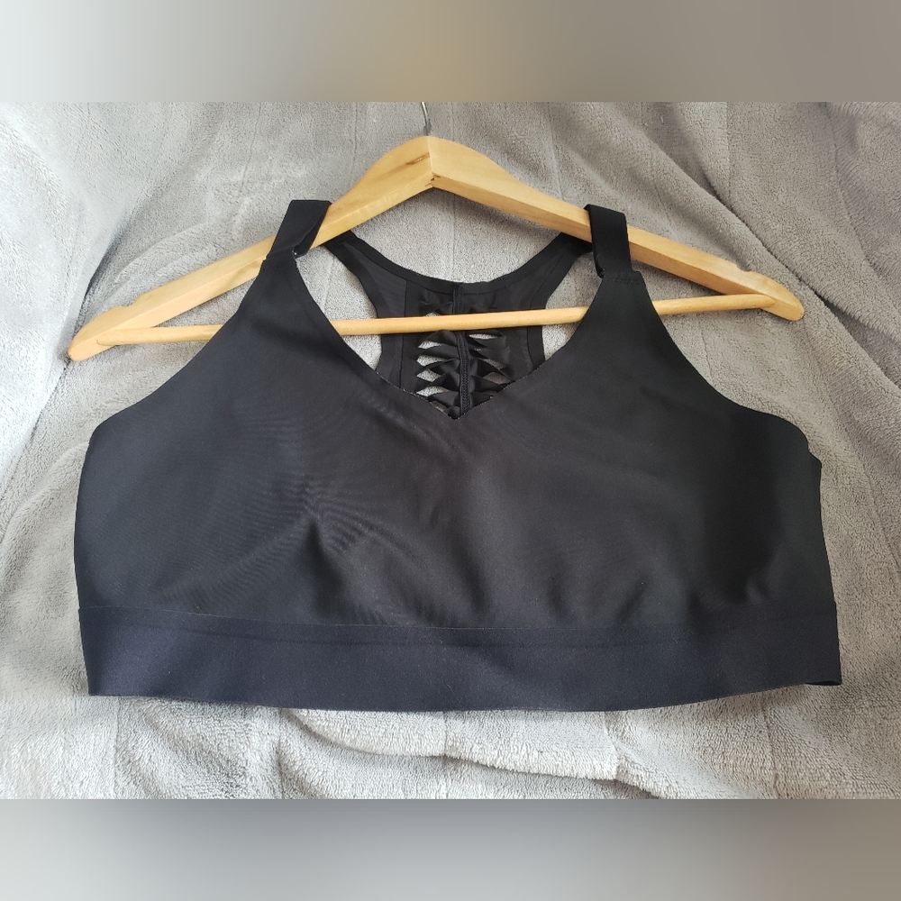 Victoria Sport Bra